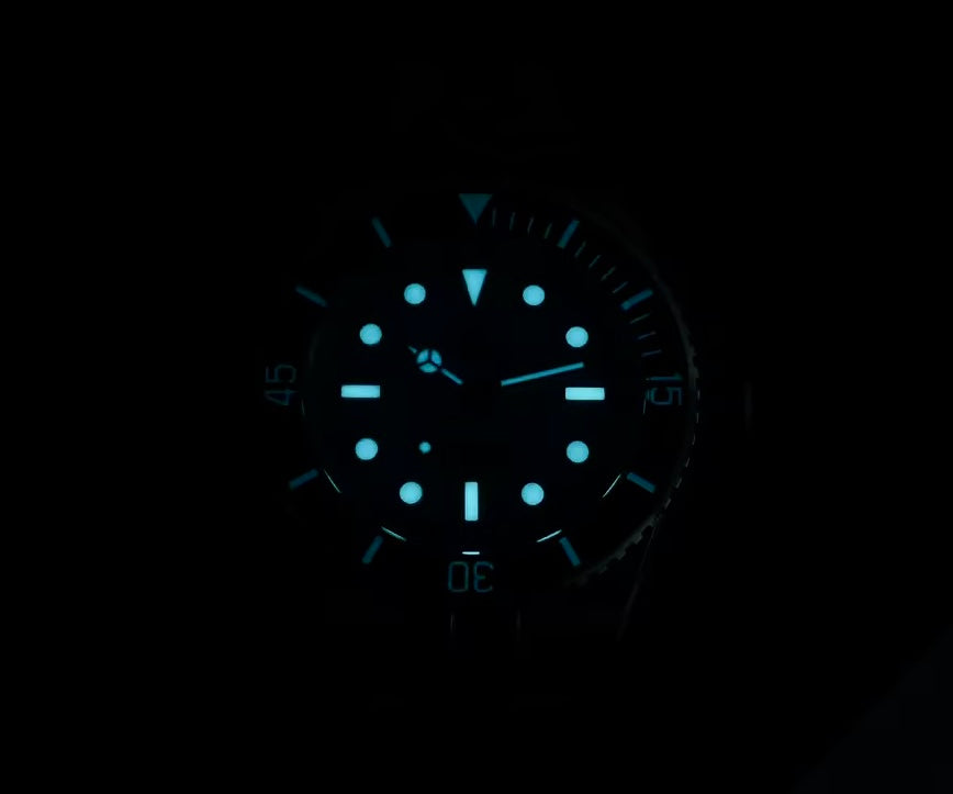 San Martin Vintage Diver