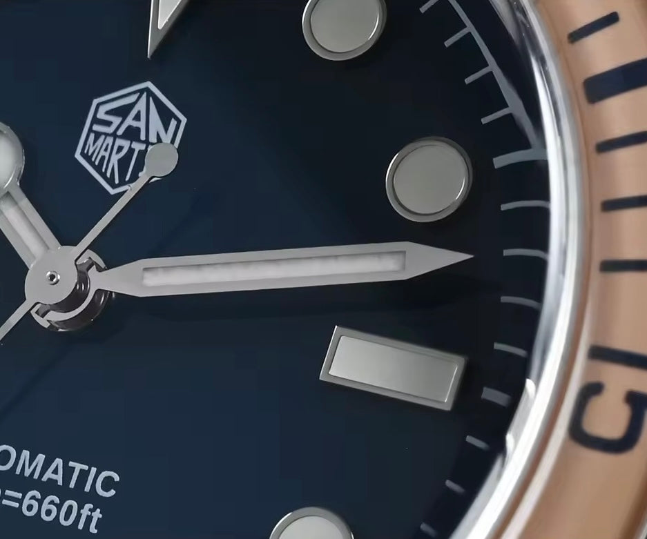 San Martin Vintage Diver